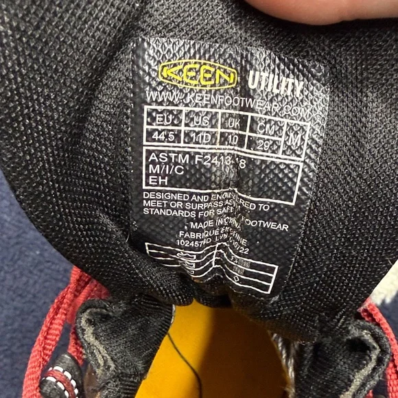 Keen Men's Brown and Black Boots with Red Accents - Picture 2 of 6